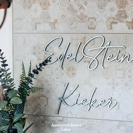 Edelstein * Stein (Schleswig-Holstein)